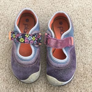 Plae shoes-SOLD ON KIDIZEN